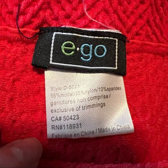 3 for $30! E. go red short sleeve dress - Picture 4 of 7